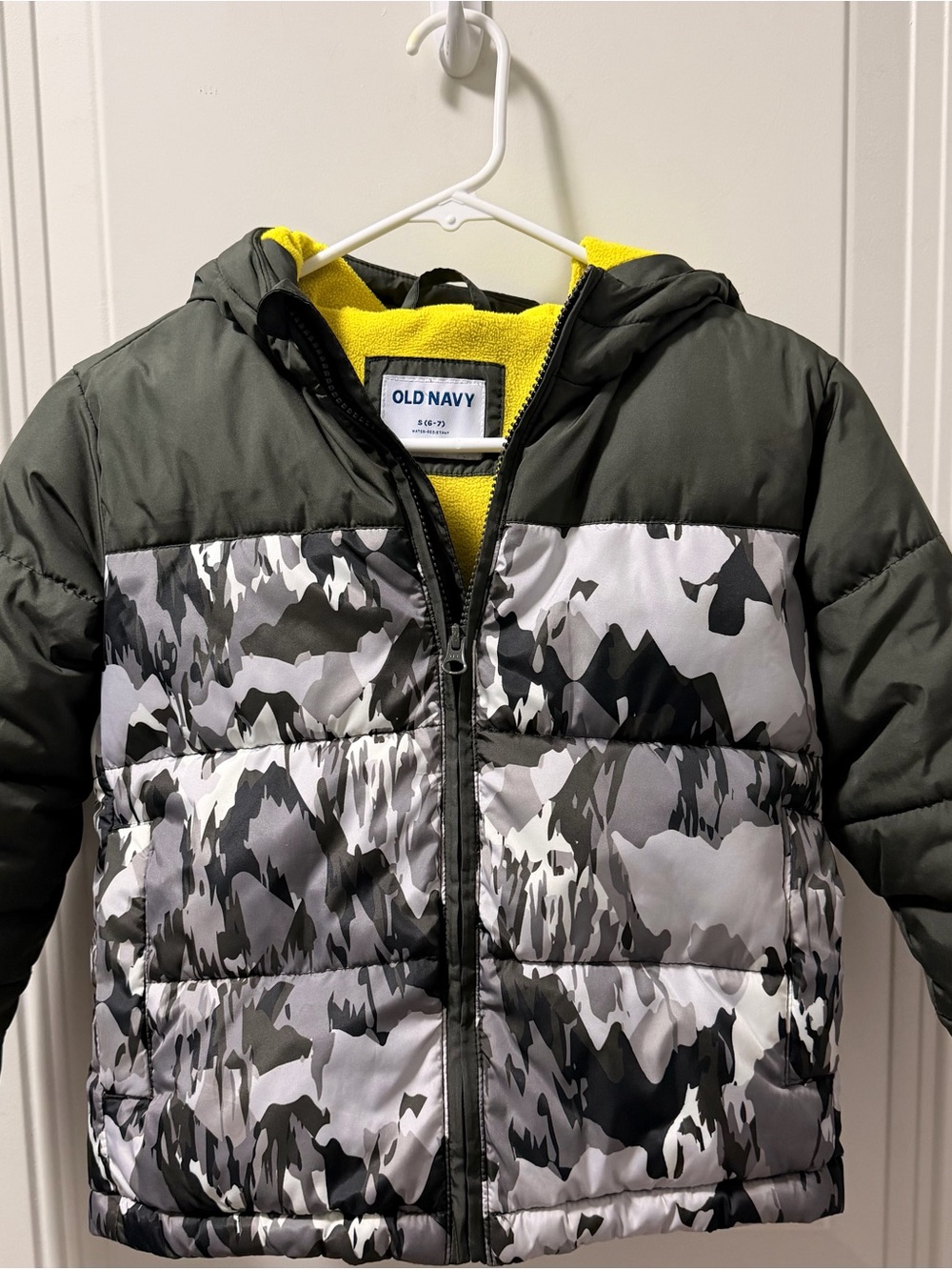 Old Navy Kids' Olive Green & Gray Camo Puffer Jacket with Yellow Lining